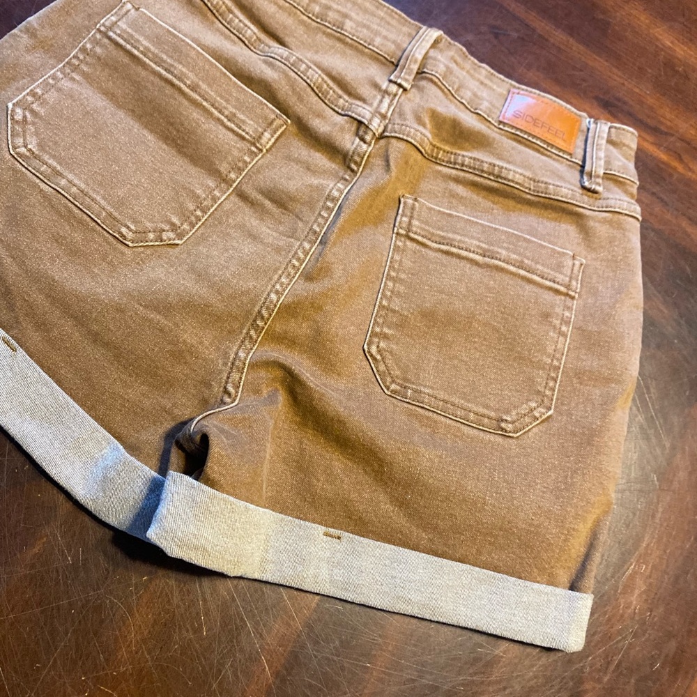 High-Waist Brown Denim Button-Front Shorts - Picture 2 of 5